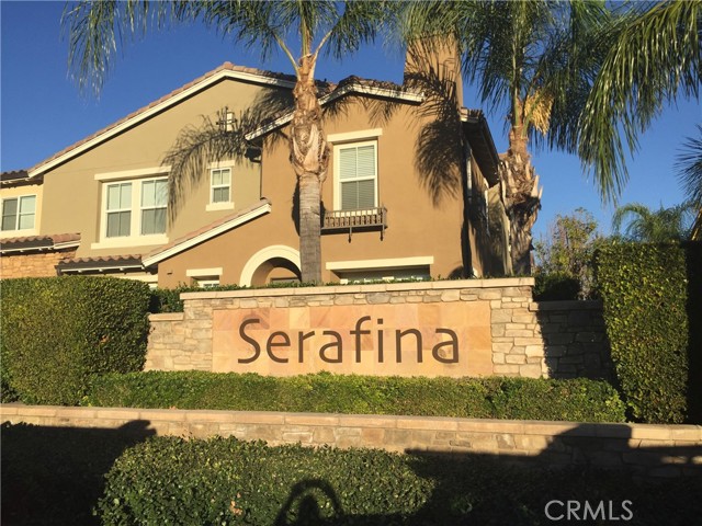 Detail Gallery Image 3 of 5 For 6341 Amadora, Corona,  CA 91752 - 4 Beds | 2/1 Baths