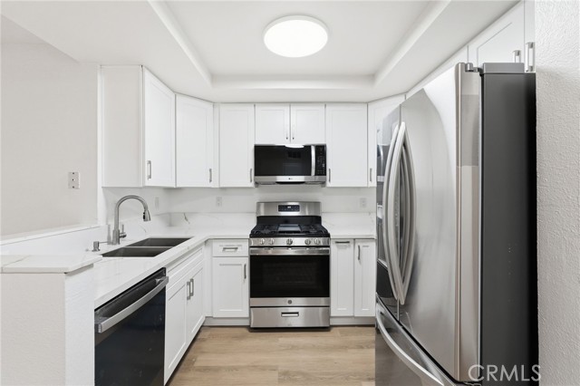 Detail Gallery Image 12 of 31 For 15511 Sherman Way #19,  Van Nuys,  CA 91406 - 1 Beds | 1 Baths