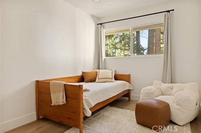 Detail Gallery Image 40 of 59 For 300 Pioneer, Lake Arrowhead,  CA 92352 - 5 Beds | 2/1 Baths