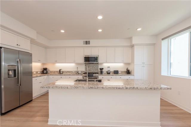 1851 S Union St, Anaheim CA: https://media.crmls.org/medias/ba3e6bc4-b536-4397-b43f-501cdd0a5656.jpg