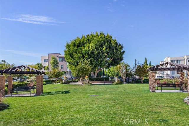 Detail Gallery Image 27 of 31 For 12913 Mission #108,  Hawthorne,  CA 90250 - 2 Beds | 2/1 Baths