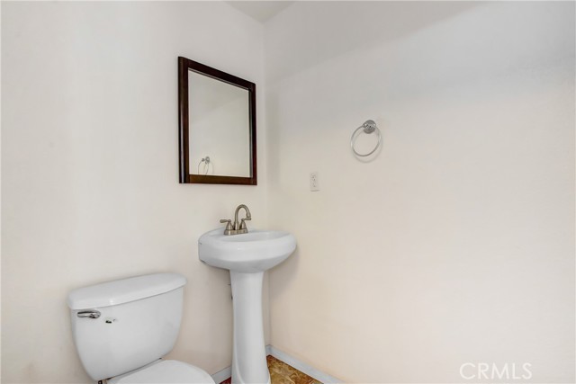 35710 Avenue H, Yucaipa CA: https://media.crmls.org/medias/ba3fcbe0-b365-4219-b22e-59d75400040f.jpg