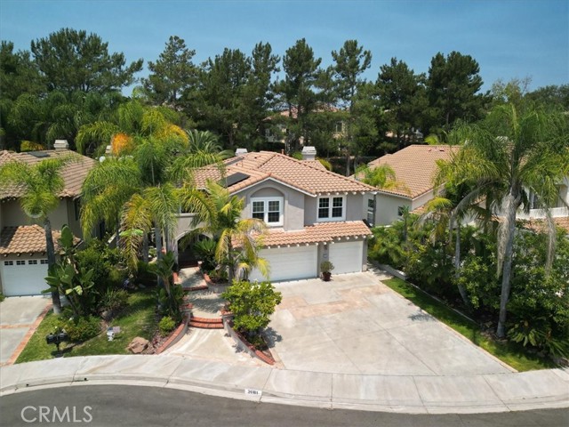 26181 San Marino Court, Mission Viejo CA: https://media.crmls.org/medias/ba401a29-bf75-4402-a269-0882a5d4064d.jpg