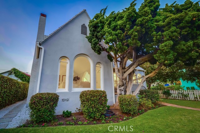 690 W Paseo Del Mar, San Pedro CA: https://media.crmls.org/medias/ba4028a3-771f-48a4-929c-18351b29ef7f.jpg