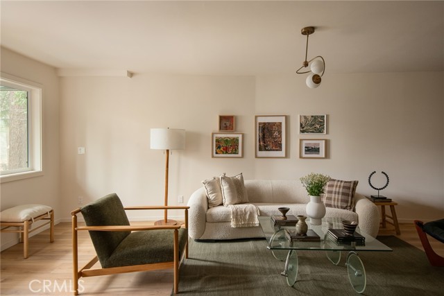 Detail Gallery Image 20 of 31 For 28443 Altamont Ct, Lake Arrowhead,  CA 92352 - 3 Beds | 2/1 Baths