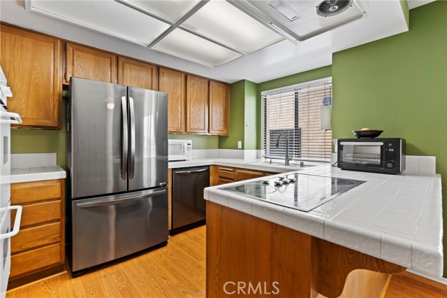 2512 Curtis Avenue, Redondo Beach, California 90278, 2 Bedrooms Bedrooms, ,2 BathroomsBathrooms,Residential,Sold,Curtis,SB23119395