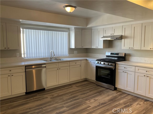 8368 Nuevo Ave, Fontana, CA 92335