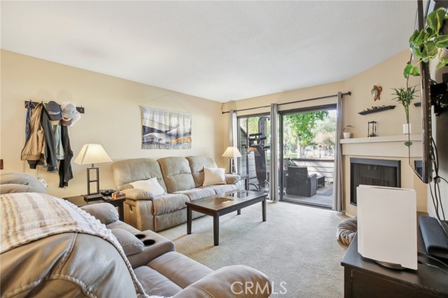 Detail Gallery Image 3 of 33 For 19036 Alamo Lane #221,  Yorba Linda,  CA 92886 - 3 Beds | 2 Baths