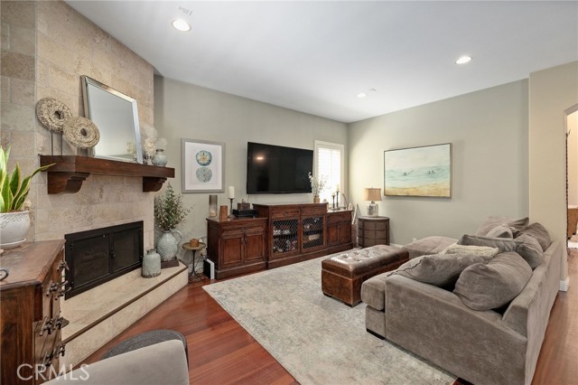 1420 Elm Avenue, Manhattan Beach, California 90266, 5 Bedrooms Bedrooms, ,4 BathroomsBathrooms,Residential,Sold,Elm,SB22077331