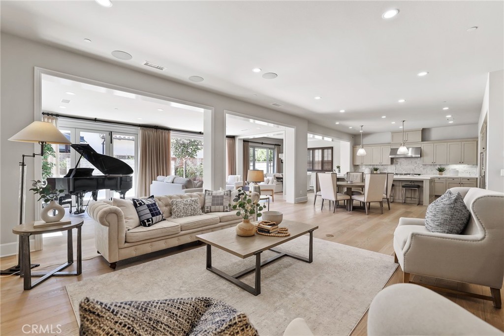 MLS #OC26151674 image #9