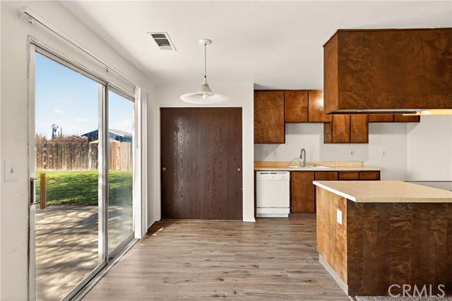 Detail Gallery Image 11 of 40 For 2915 Balsam, Merced,  CA 95348 - 3 Beds | 2 Baths