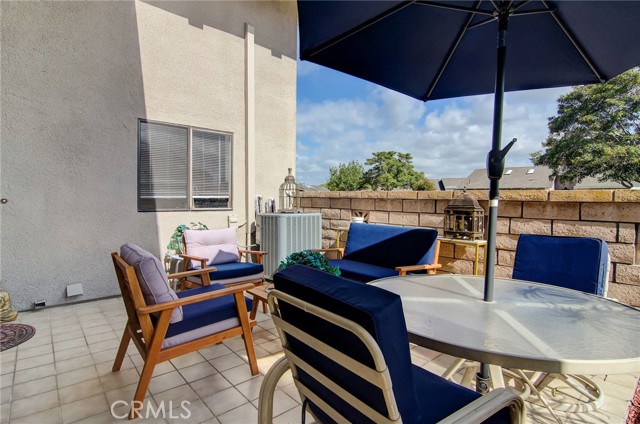 Detail Gallery Image 5 of 27 For 8565 Larkhall Cir 802c,  Huntington Beach,  CA 92646 - 2 Beds | 2 Baths