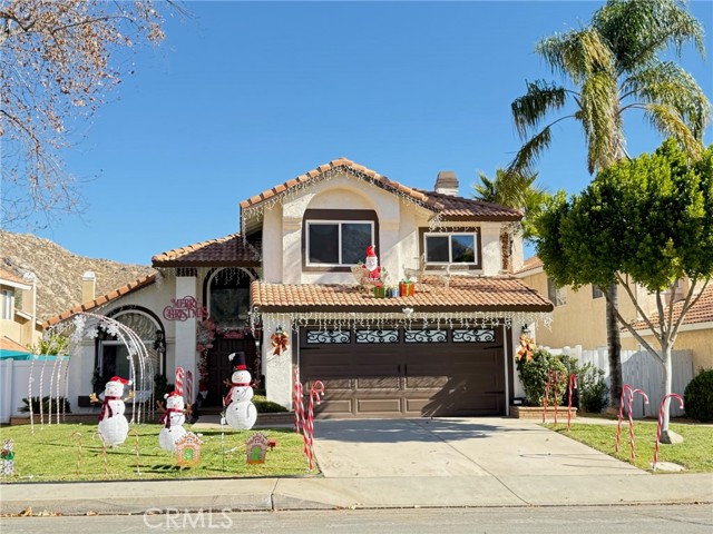 Detail Gallery Image 1 of 44 For 10340 via Apolina, Moreno Valley,  CA 92557 - 4 Beds | 2/1 Baths