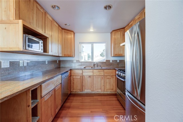 2509 190th Street, Redondo Beach, California 90278, 3 Bedrooms Bedrooms, ,3 BathroomsBathrooms,Residential,Sold,190th,SB22146163