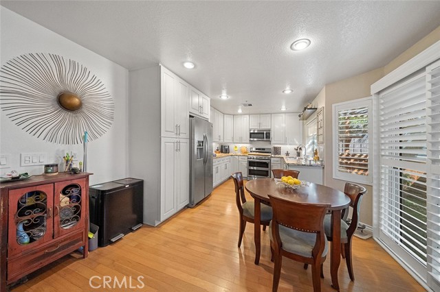 Detail Gallery Image 14 of 35 For 7891 Basile Ct, Fontana,  CA 92336 - 4 Beds | 2/1 Baths