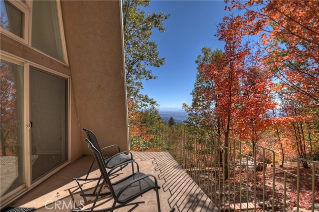 Detail Gallery Image 18 of 75 For 22 Holly Dr, Running Springs,  CA 92382 - 3 Beds | 2/1 Baths