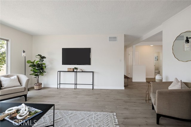 Detail Gallery Image 15 of 41 For 20533 Eastwood Ave, Torrance,  CA 90503 - 4 Beds | 2 Baths