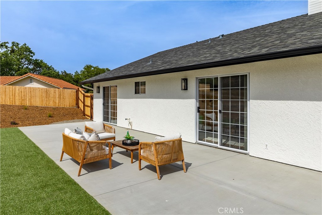 40 Frontier Way
