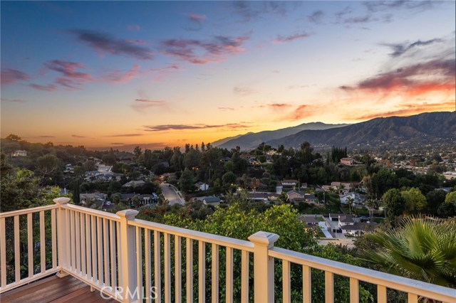 Detail Gallery Image 4 of 74 For 705 Beaverbrook, Glendora,  CA 91740 - 4 Beds | 2 Baths