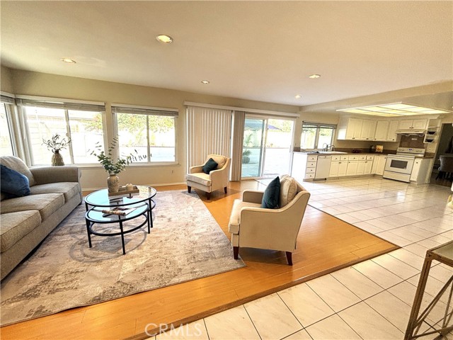 16717 Monte Cristo Avenue, Cerritos CA: https://media.crmls.org/medias/ba47f6b0-46e2-4ff4-802c-227df9b83b71.jpg