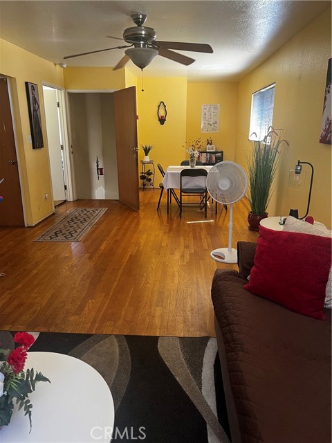 3911 2nd Avenue, Los Angeles CA: https://media.crmls.org/medias/ba480af5-efc0-4c9d-9ad8-a703db84a858.jpg