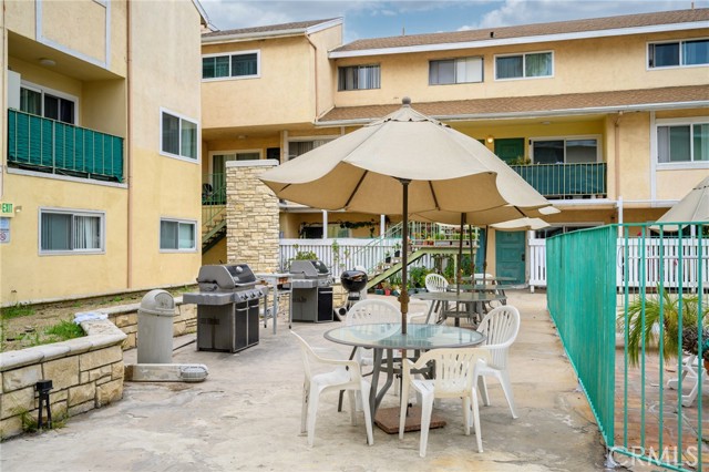 Detail Gallery Image 26 of 28 For 121 Sinclair Ave #206,  Glendale,  CA 91206 - 2 Beds | 2 Baths