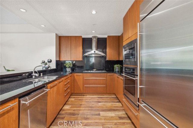 Detail Gallery Image 6 of 41 For 3131 Michelson Dr #302,  Irvine,  CA 92612 - 2 Beds | 2 Baths