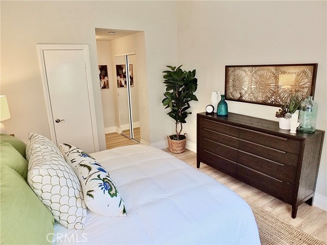 4138 E Mendez Street, Long Beach CA: https://media.crmls.org/medias/ba48f4b5-adf3-4225-b2a2-b4240176ddb7.jpg