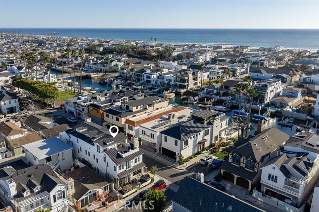 Detail Gallery Image 63 of 65 For 400 40th Street, Newport Beach,  CA 92663 - 7 Beds | 6/2 Baths