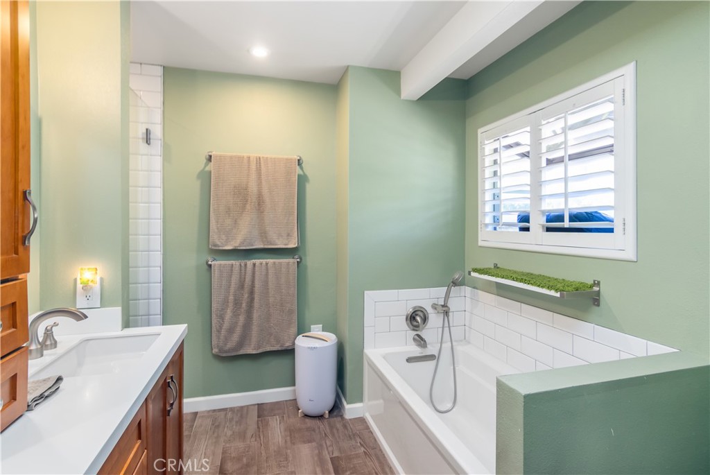 MLS #SR25246600 image #19