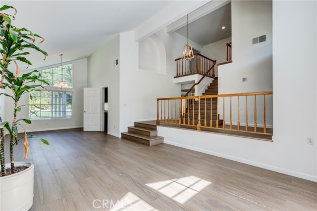 Detail Gallery Image 9 of 38 For 617 Calle Santa Barbara, San Dimas,  CA 91773 - 4 Beds | 3 Baths