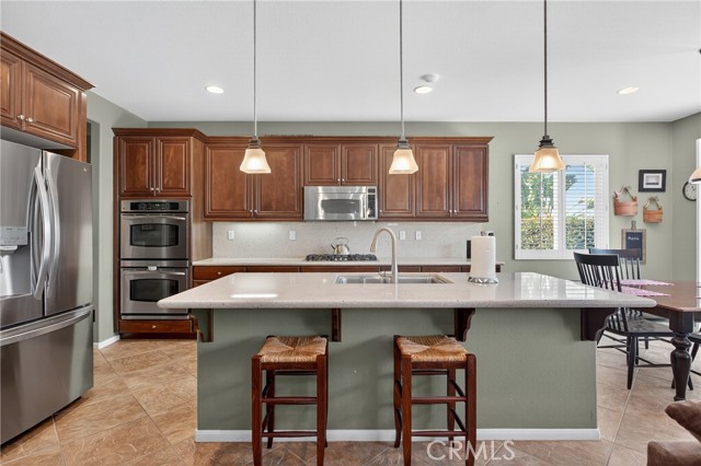 Detail Gallery Image 6 of 60 For 33888 Madrigal Ct, Temecula,  CA 92592 - 5 Beds | 3 Baths