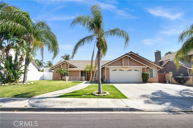 Detail Gallery Image 1 of 31 For 25653 Palm Shadows Dr, Moreno Valley,  CA 92557 - 3 Beds | 2 Baths