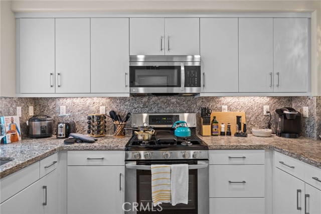 9040 Garvey Avenue, Rosemead CA: https://media.crmls.org/medias/ba4b8d46-75d5-46b1-a7a9-6d80b2a31663.jpg