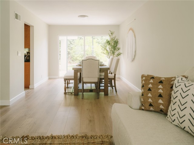 Detail Gallery Image 32 of 51 For 14781 Briarcliff Pl, Tustin,  CA 92780 - 3 Beds | 2/1 Baths