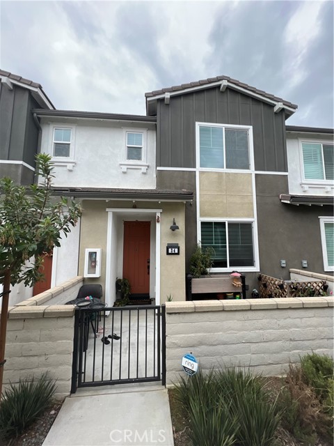 MLS# OC22249527