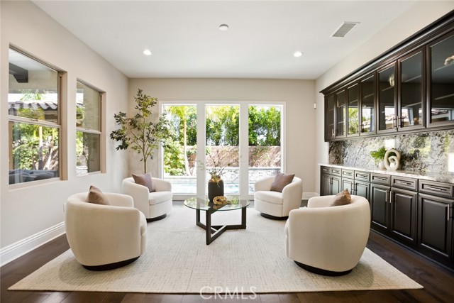 Image 23 of 75 For 2282 Rosecrans Court