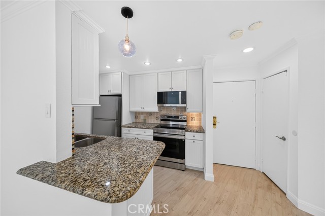 650 The Village #108, Redondo Beach, California 90277, 1 Bedroom Bedrooms, 0 ,1 BathroomBathrooms,Residential,For Sale,The Village #108,0,SB26135352