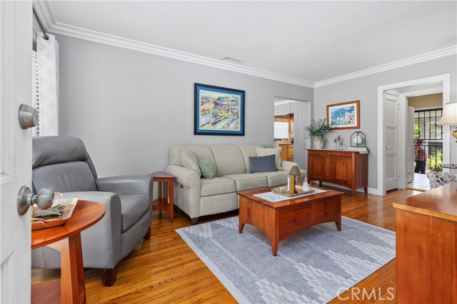 Detail Gallery Image 6 of 34 For 5754 Eckleson, Lakewood,  CA 90713 - 3 Beds | 2 Baths