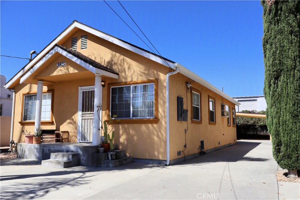 Triplex at 3803 Seneca Avenue
