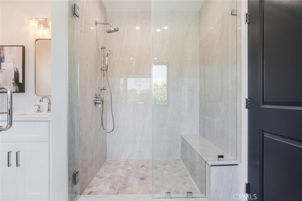 251 S Griffith Park DriveBurbank image #38