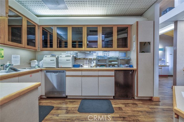 Image 35 of 52 For 16336 Whittier