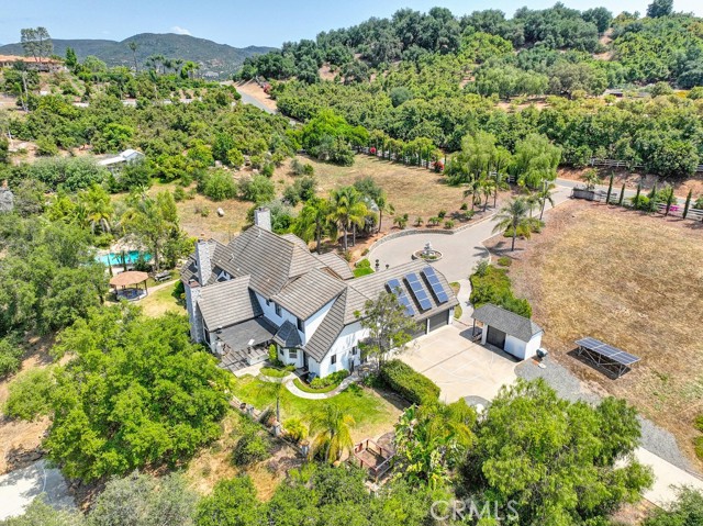 25570 Fuerte Road, Temecula CA: https://media.crmls.org/medias/ba4f6e22-8265-4b02-a1e8-f9ec9a3a0978.jpg