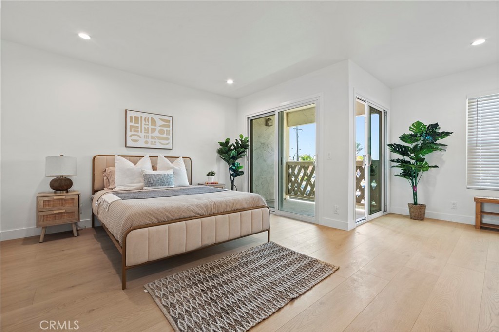 MLS #OC25253538 image #12