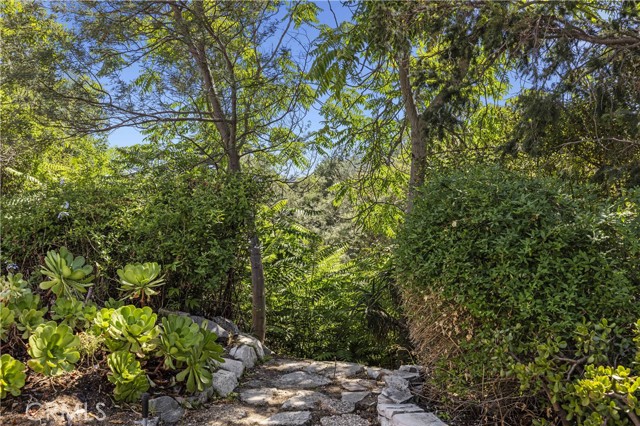 Detail Gallery Image 40 of 53 For 2272 Colmena St, La Canada Flintridge,  CA 91011 - 4 Beds | 2 Baths