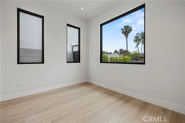 Detail Gallery Image 21 of 75 For 4532 Katherine, Sherman Oaks,  CA 91423 - 6 Beds | 6/1 Baths