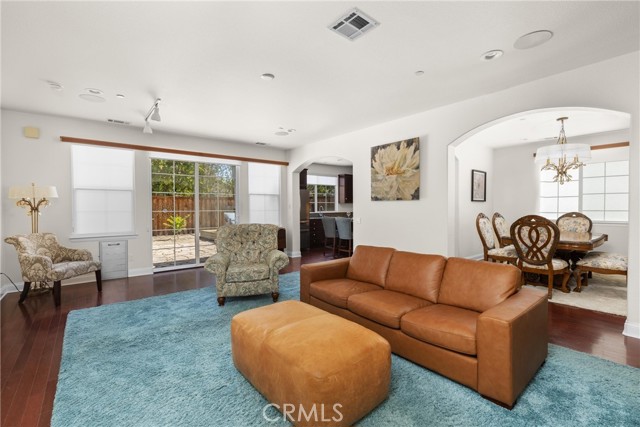 Detail Gallery Image 5 of 31 For 1147 Hastings Ct, Santa Maria,  CA 93455 - 4 Beds | 3/1 Baths
