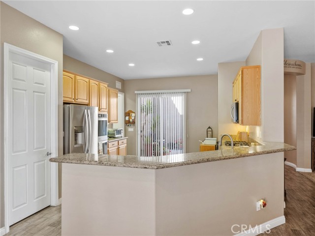 Detail Gallery Image 11 of 39 For 10598 Archerwill Rd, Apple Valley,  CA 92308 - 3 Beds | 2 Baths