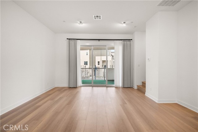 Detail Gallery Image 25 of 74 For 312 Tank, Irvine,  CA 92618 - 3 Beds | 3/1 Baths