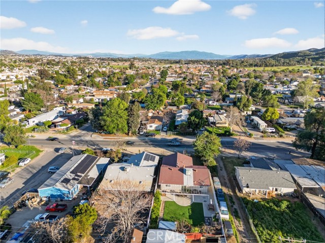 Detail Gallery Image 3 of 33 For 32869 Wildomar Trail, Wildomar,  CA 92595 - 3 Beds | 2 Baths